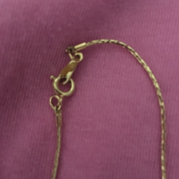 Gold Chain Necklace with Blue Square Jewel - Picture 2 of 3